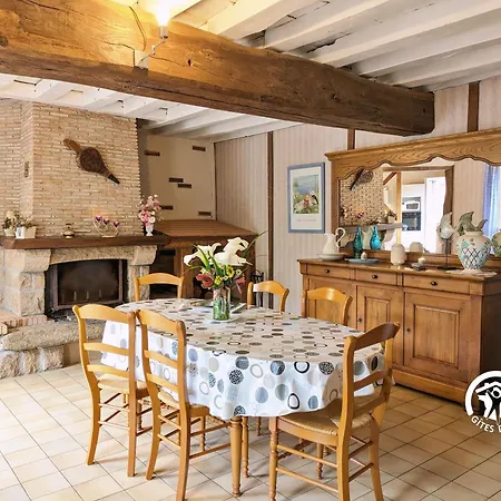 Holiday home Chez L'ami La Selle-Craonnaise