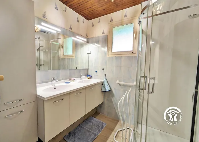 Дом отдыха Chez L'ami La Selle-Craonnaise